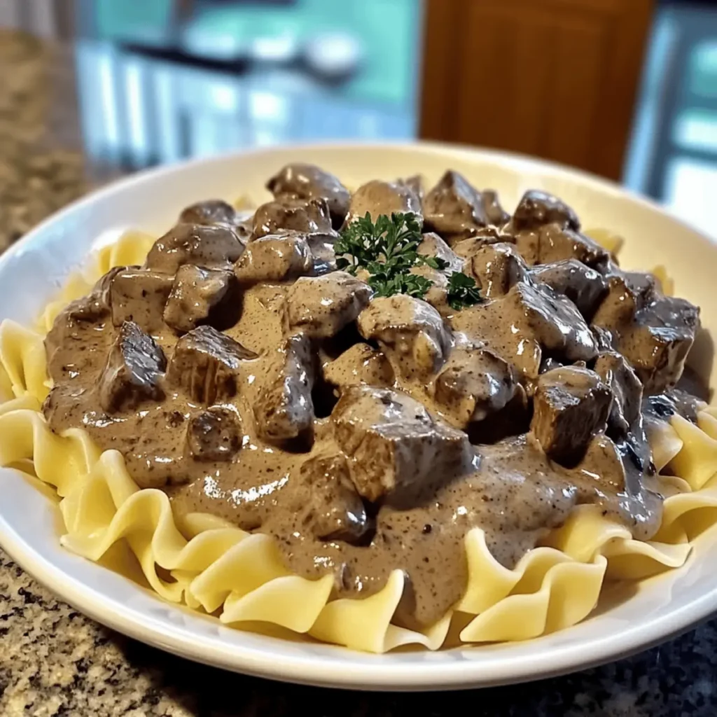 Slow Cooker Beef Stroganoff Recipe for Ultimate Comfort Meals