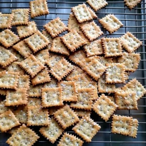 Sourdough Discard Crackers Recipe