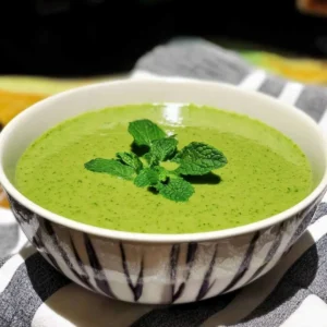 Broccoli Pea and Mint Soup